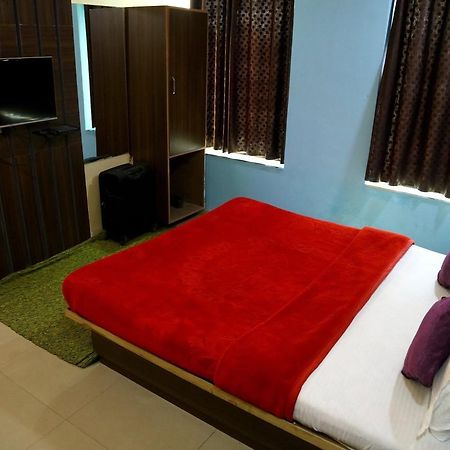 Hotel Citizen Inn Αχμπανταμπάντ Εξωτερικό φωτογραφία