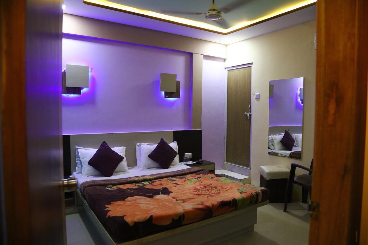 Hotel Citizen Inn Αχμπανταμπάντ Εξωτερικό φωτογραφία