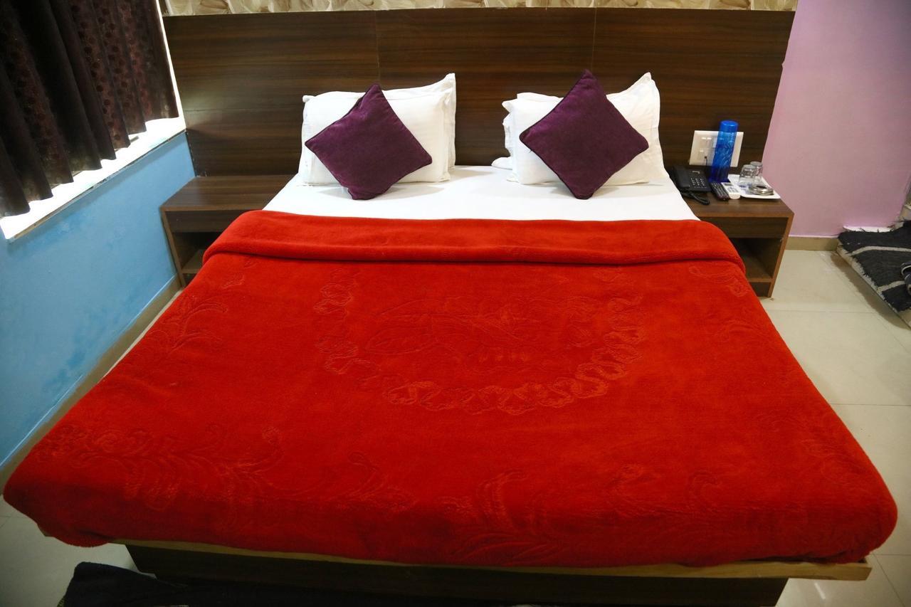 Hotel Citizen Inn Αχμπανταμπάντ Εξωτερικό φωτογραφία